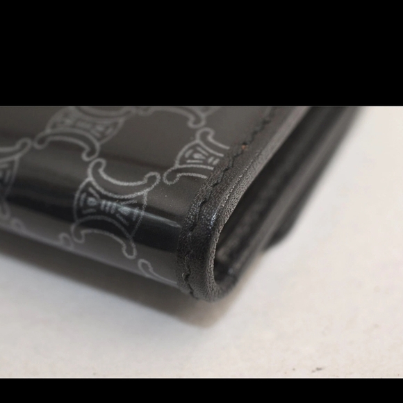 🔥 NWT Authentic CELINE Macadam Blason Vinyl Leather 6 Hooks Key Case - Picture 7 of 15